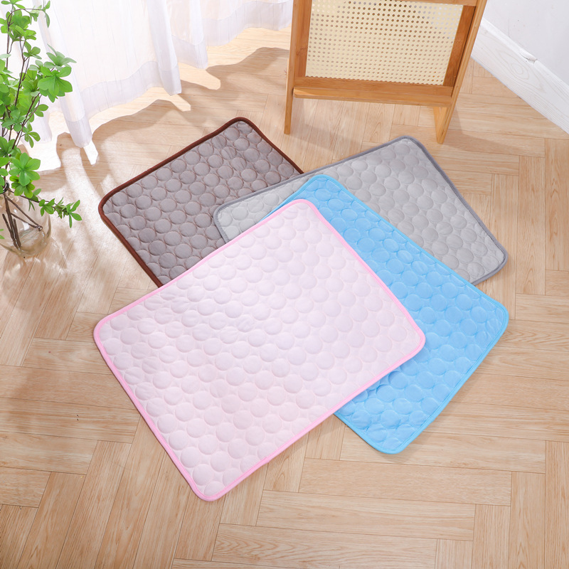 Summer Ice Silk Pet Cooling Ma - огляд і ціна Dog Cooling Mat